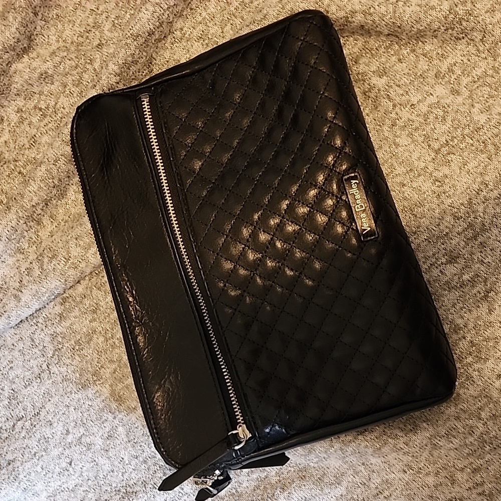 EUC Leather VERA BRADLEY crossbody bag